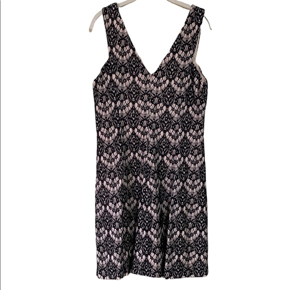 NWT Kensie Lace Dress - Picture 3 of 5